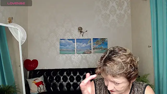 SexyGrandma  online show from 11/07/25, 04:07