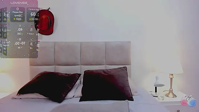 MelodyWinx online show from 02/26/25, 06:43