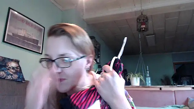 Astrid-Gilbert online show from 01/30/25, 08:22