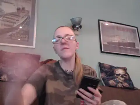 Astrid-Gilbert online show from 02/06/25, 02:15