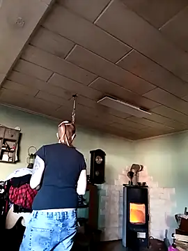 Astrid-Gilbert online show from 03/06/25, 10:52