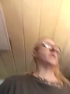 Astrid-Gilbert online show from 10/29/25, 07:54