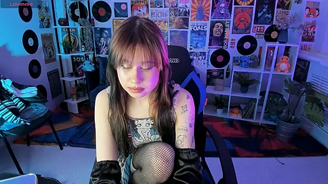 MisaPage online show from 02/25/25, 05:47