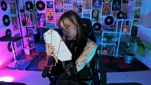 MisaPage online show from 02/26/25, 06:11