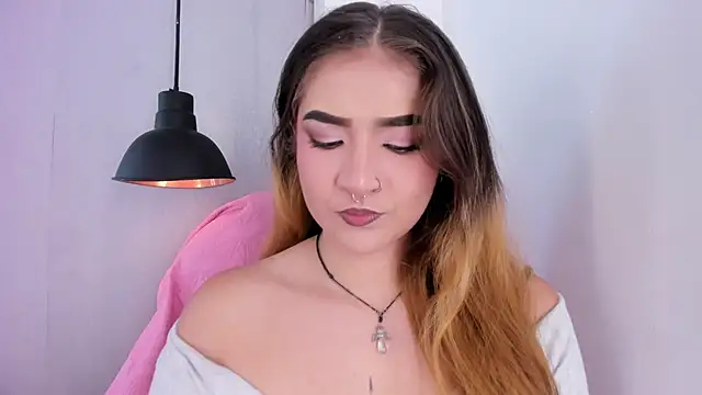 Shanntal  online show from 10/04/25, 07:45