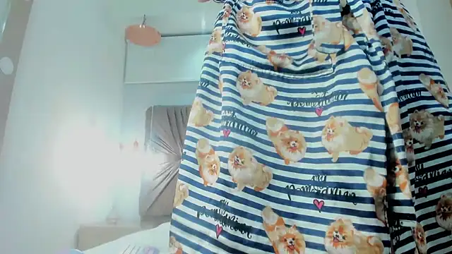 zoe taylorr1 online show from 02/24/25, 05:33