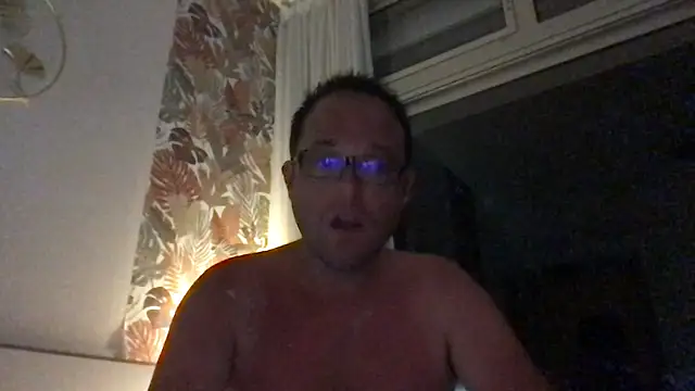 Funnyjul31 online show from 06/06/26, 08:35