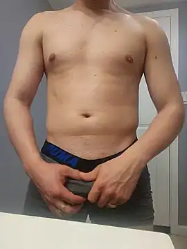 ElCastigador09 online show from 02/27/25, 05:24