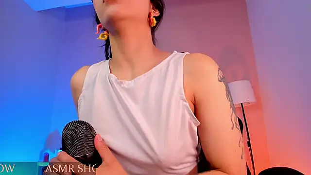 Snapshot of nina__dixon chatting on 09/14/25, 09:14 nina dixon online show from 09/14/25, 09:14