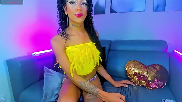 Snapshot of Cherry_splash chatting on 01/08/26, 07:43 Cherry splash online show from 01/08/26, 07:43