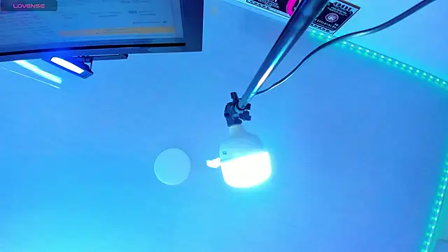 Snapshot of Cherry_splash chatting on 02/16/26, 12:56 Cherry splash online show from 02/16/26, 12:56