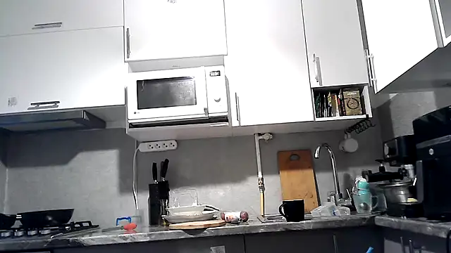 Misssweet s online show from 09/21/25, 04:03