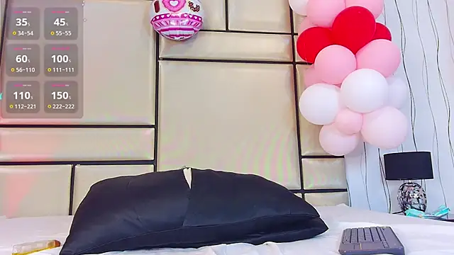 JulianaaHerrera online show from 02/22/25, 02:08