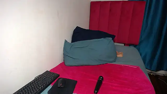 Mywife777 online show from 03/01/25, 07:59