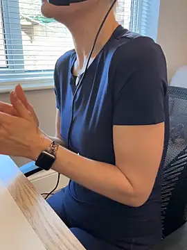 Snapshot of Phoebe_Lily chatting on 09/09/25, 08:58 Phoebe Lily online show from 09/09/25, 08:58