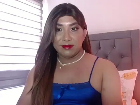 Snapshot of k_i_m_o_r_a_h chatting on 01/15/26, 04:44 k i m o r a h online show from 01/15/26, 04:44