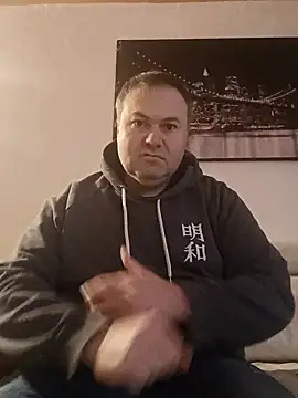 Snapshot of Pourleplasirs chatting on 02/03/25, 10:54 Pourleplasirs online show from 02/03/25, 10:54