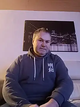 Snapshot of Pourleplasirs chatting on 02/10/25, 10:40 Pourleplasirs online show from 02/10/25, 10:40