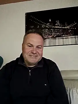 Pourleplasirs online show from 05/16/26, 11:36