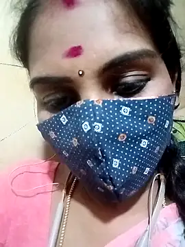 Snapshot of Tamil_roja17 chatting on 03/13/25, 05:28 Tamil roja17 online show from 03/13/25, 05:28