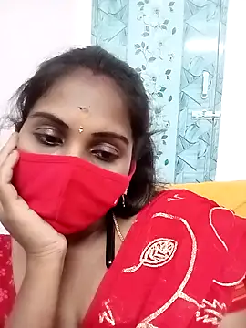 Snapshot of Tamil_roja17 chatting on 05/16/26, 02:19 Tamil roja17 online show from 05/16/26, 02:19