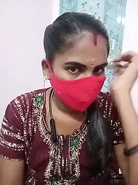 Snapshot of Tamil_roja17 chatting on 05/31/26, 10:44 Tamil roja17 online show from 05/31/26, 10:44