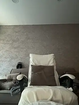 LillySquirtShot online show from 06/07/26, 11:19
