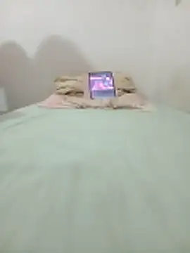 Snapshot of young_hot_baby chatting on 03/17/26, 06:11 young hot baby online show from 03/17/26, 06:11