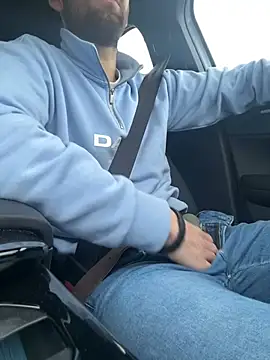 Snapshot of bullyboyy chatting on 02/25/25, 04:10 bullyboyy online show from 02/25/25, 04:10