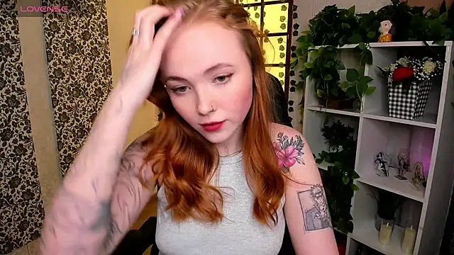 Maya Light online show from 03/01/25, 07:41