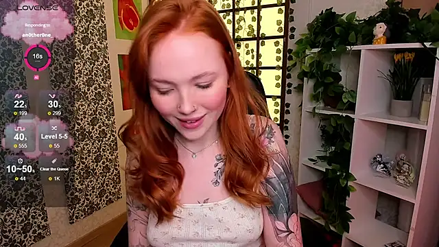 Maya Light online show from 03/13/25, 07:53