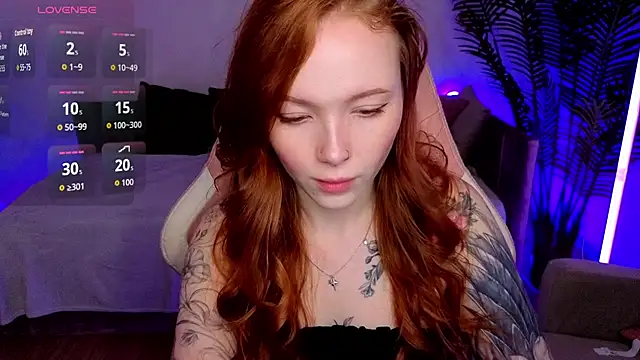 Maya Light online show from 05/11/26, 01:55