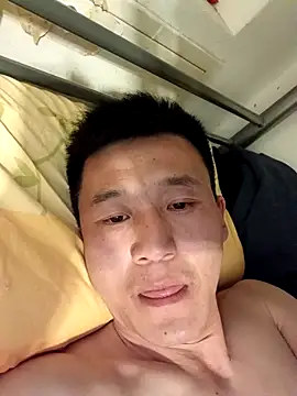 Snapshot of wadmma chatting on 03/18/25, 09:32 wadmma online show from 03/18/25, 09:32