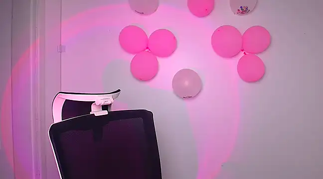 Lola moree online show from 02/26/25, 03:41