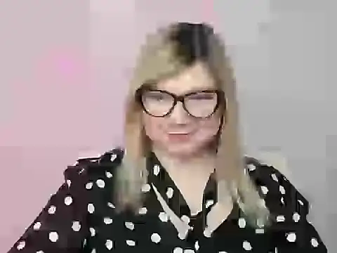 Lola moree online show from 10/18/25, 11:55