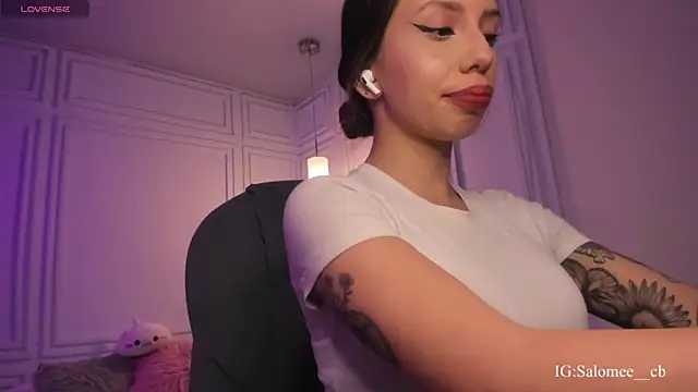 Salome  evans online show from 11/12/25, 05:24