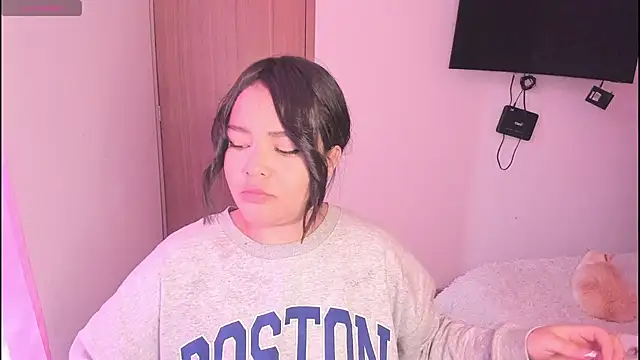 Snapshot of ImamDahian chatting on 03/10/25, 09:51 ImamDahian online show from 03/10/25, 09:51