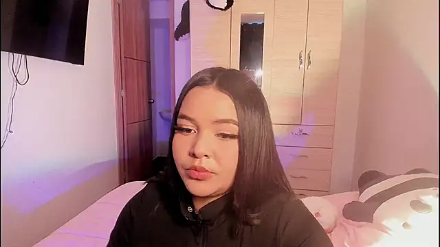 Snapshot of ImamDahian chatting on 10/24/25, 10:28 ImamDahian online show from 10/24/25, 10:28