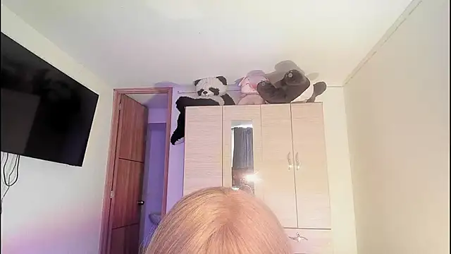 Snapshot of ImamDahian chatting on 11/03/25, 06:31 ImamDahian online show from 11/03/25, 06:31