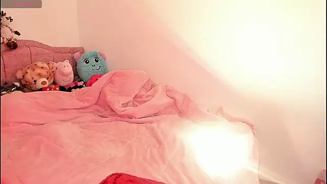 Snapshot of ImamDahian chatting on 11/11/25, 07:47 ImamDahian online show from 11/11/25, 07:47