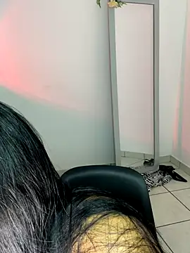 meli ortiz  online show from 09/18/25, 06:32