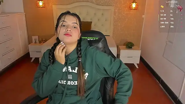 Hadley  online show from 10/23/25, 03:06