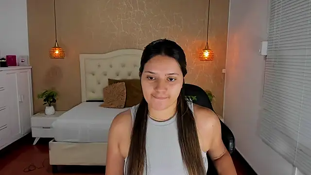 Hadley  online show from 06/17/26, 03:09