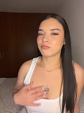 Snapshot of eileensophi chatting on 04/20/26, 02:14 eileensophi online show from 04/20/26, 02:14