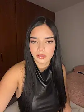 Snapshot of eileensophi chatting on 06/27/26, 04:39 eileensophi online show from 06/27/26, 04:39