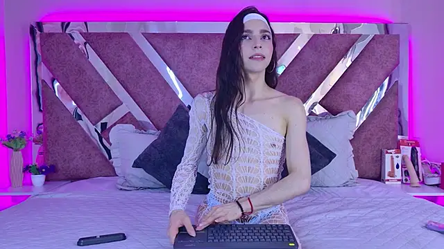 CandyLuxury   online show from 06/29/26, 12:38