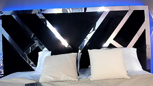 AliDiaz  online show from 05/05/26, 07:11