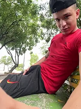 arevalo1124 online show from 11/16/25, 04:23