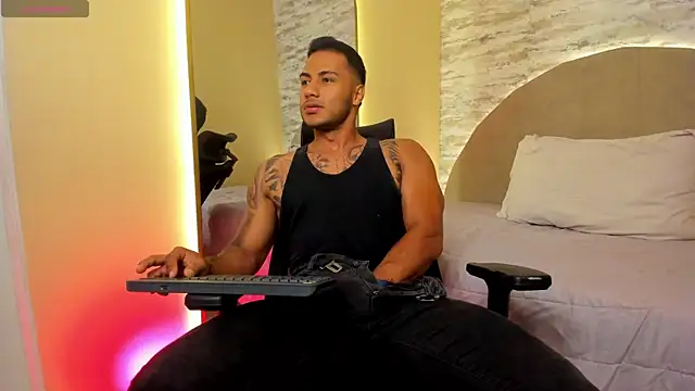 lennox ray online show from 02/13/25, 02:52