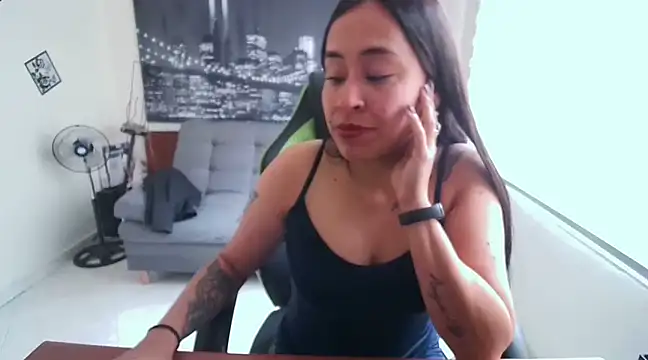 kamila lovee online show from 02/12/25, 07:13